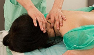 третман на цервикална остеохондроза со масажа
